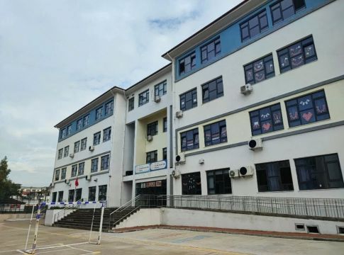 Müşerref Mahmut Tınas Ortaokulu